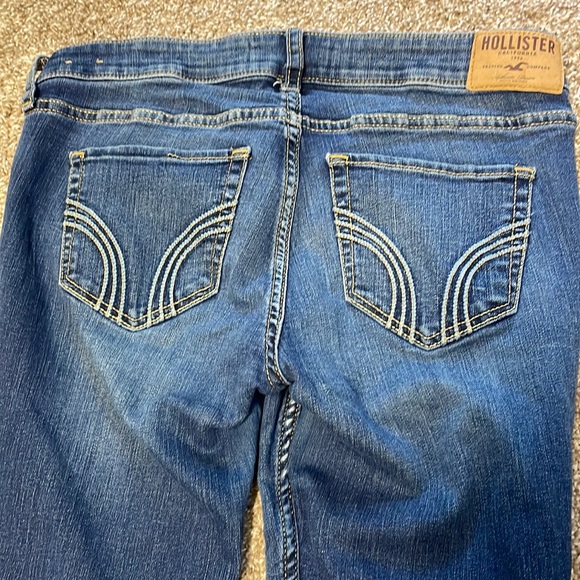 Hollister Jeans - Picture 3 of 14